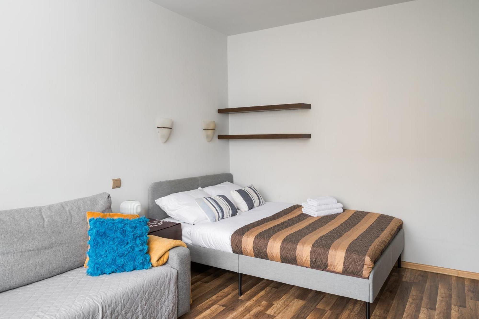 Stay With Friends In Warsaw Apartment Εξωτερικό φωτογραφία