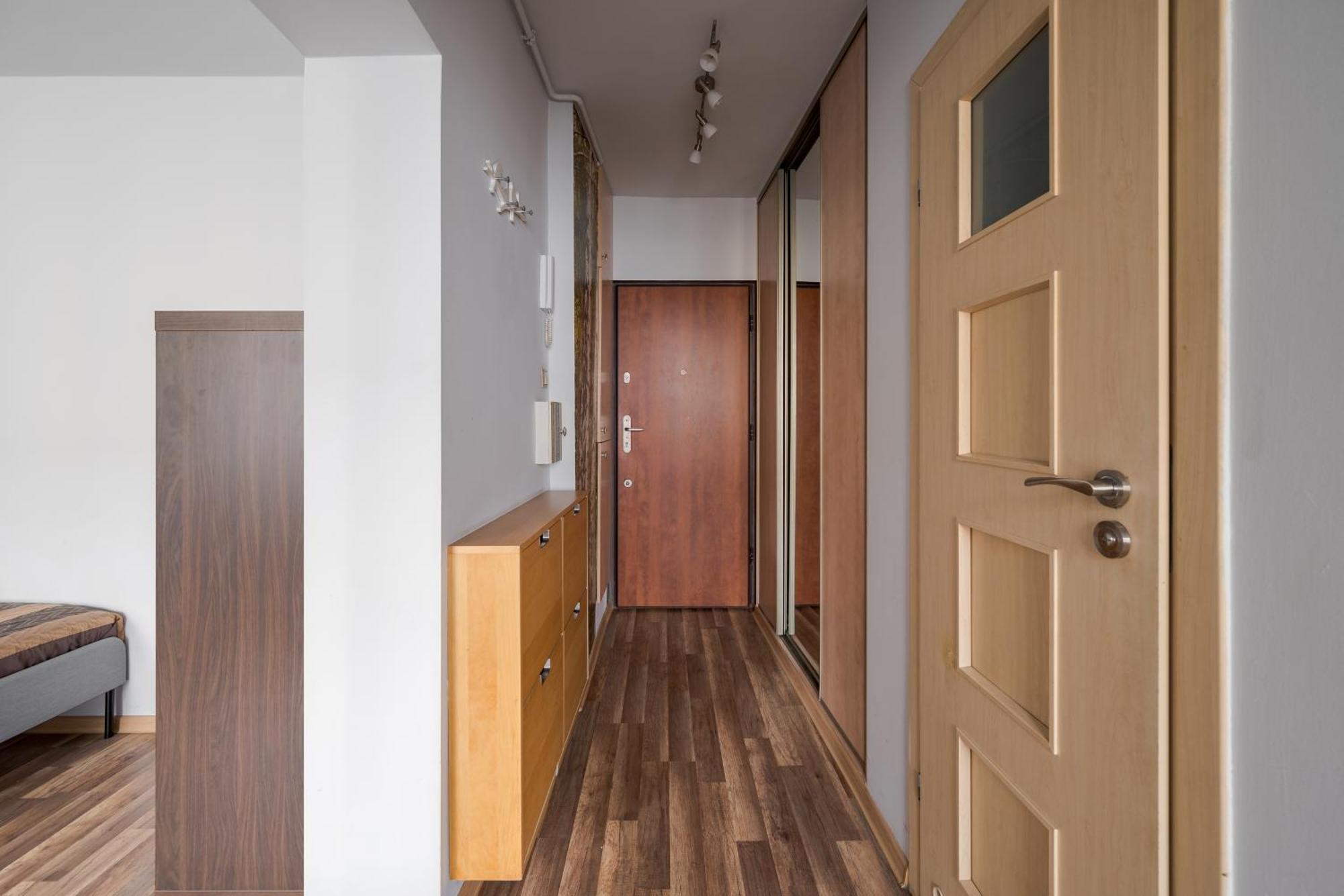 Stay With Friends In Warsaw Apartment Εξωτερικό φωτογραφία