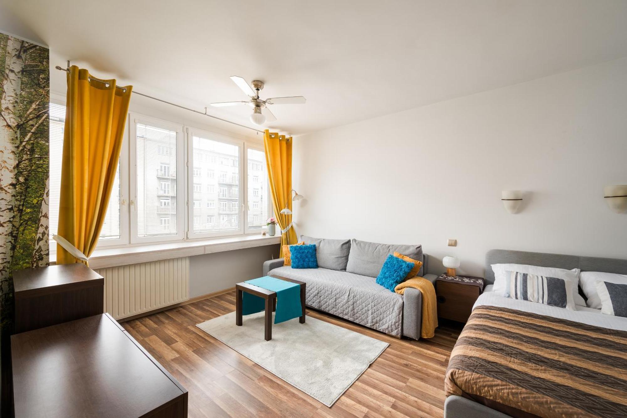 Stay With Friends In Warsaw Apartment Εξωτερικό φωτογραφία